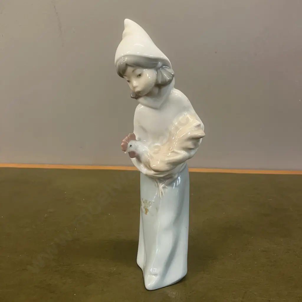 Lladro Girl with Rooster Figurine (Retired 1989) H20cm Image 1++