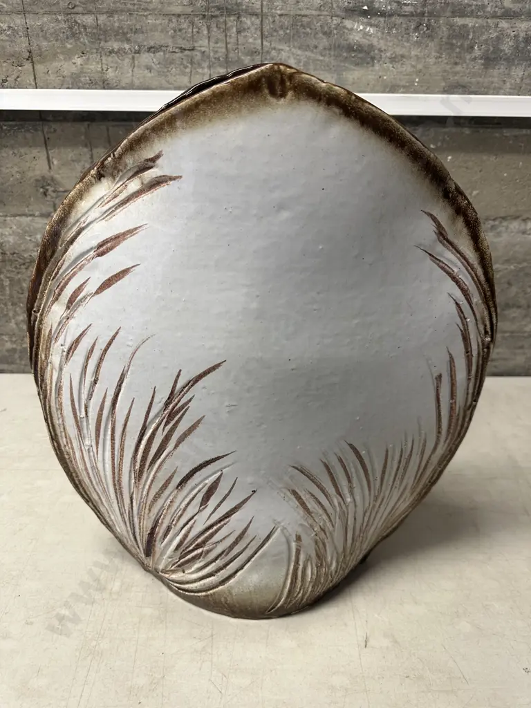 Decorative Ceramic Handcrafted Vase H47cm, W40cm. Image 1++