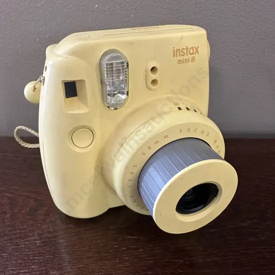 Yellow Fujifilm Instax Mini 8
