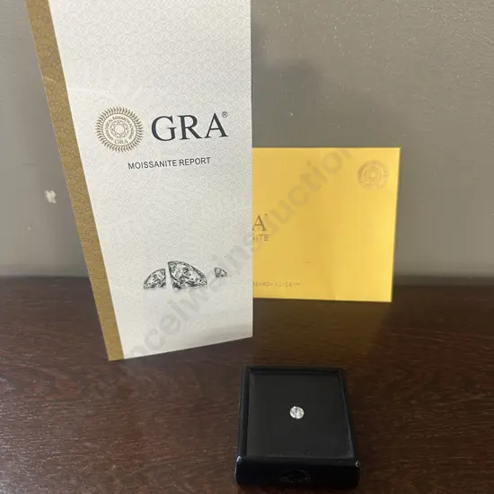3.0 Carat Round Moissanite Diamond 9.0mm, Colour Grade D, Clarity VVSI With GRA Certificate