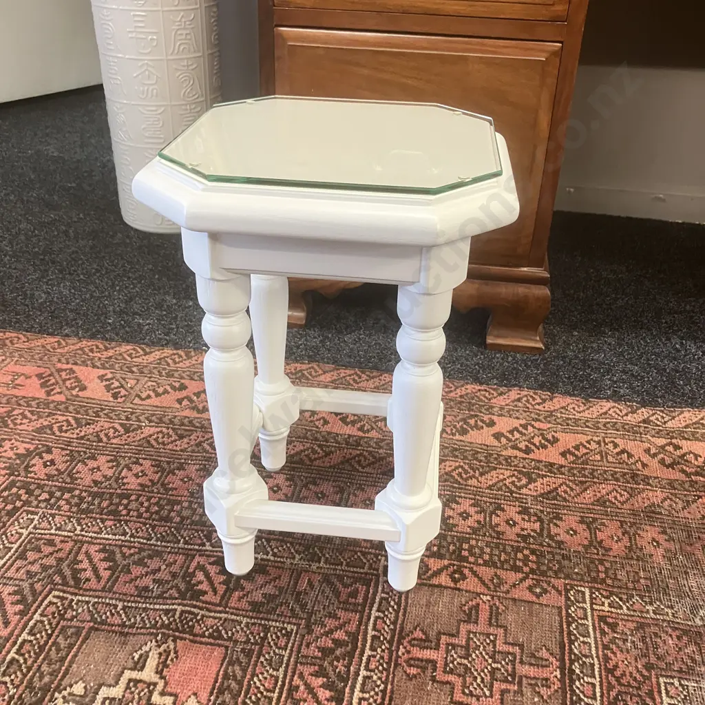 Small White Octagonal Side Table With A Glass Top. 40 x 27cm Image 1++