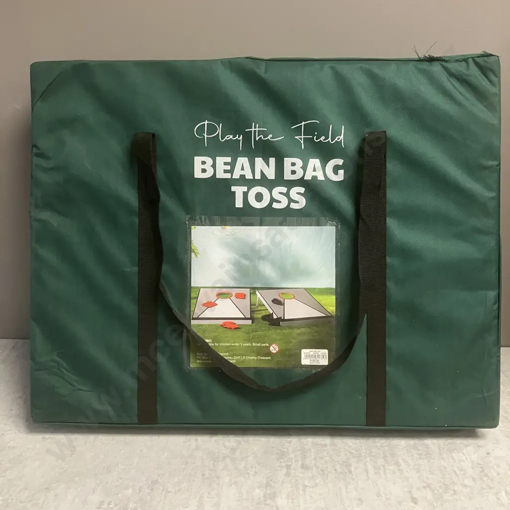 Play The Field Bean Bag Toss Game Image 1++