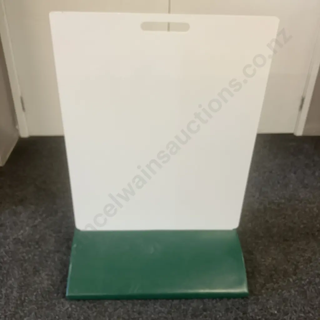 Pavement Sign. H76 W111 D29cm Image 1++