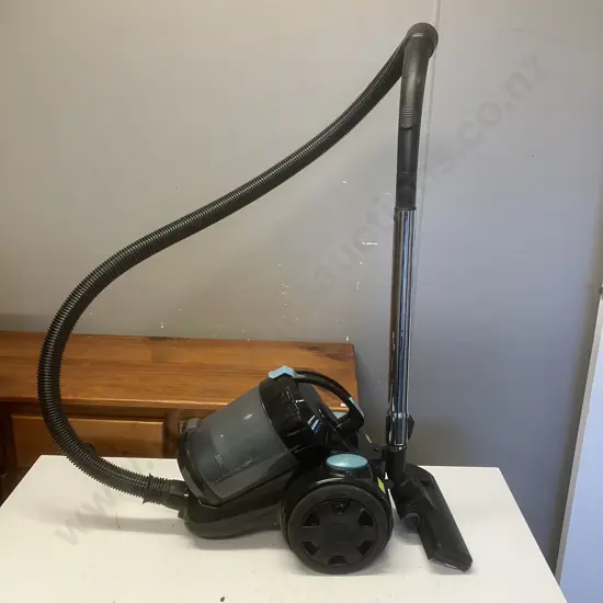 Anko Vacuum Cleaner