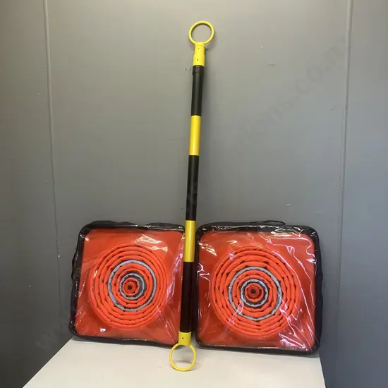 Pair of Portable Cones With Extendable Barrier Bar