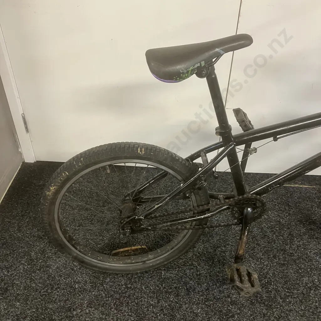 Black BMX Image 1++