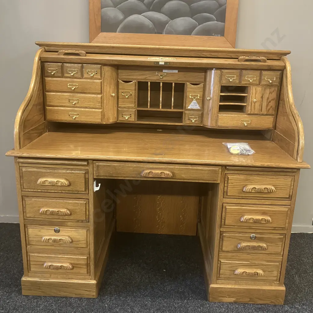 Stunning Oak Rolltop Secretaire Kneehole Desk, 21 Drawers, Brass Handles, 2 x Pull Out Slides, 3 Doors Image 1++