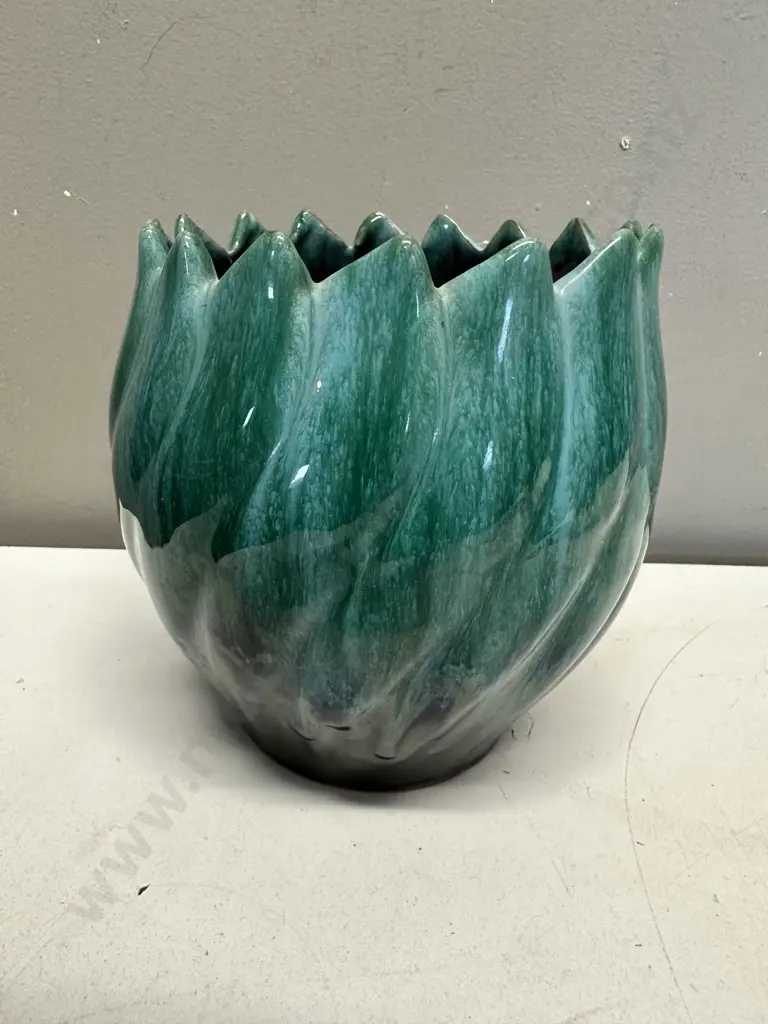 Vintage Blue Mountain Pottery Tulip Planter With Green & Black Glaze H17cm. Image 1++