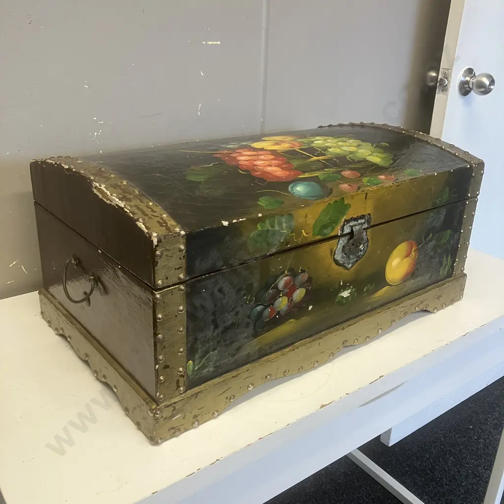 19th Century, French, Hand Painted In Fruit Wooden Box With Metal Detailing, H27 W62 D35cm Image 1++