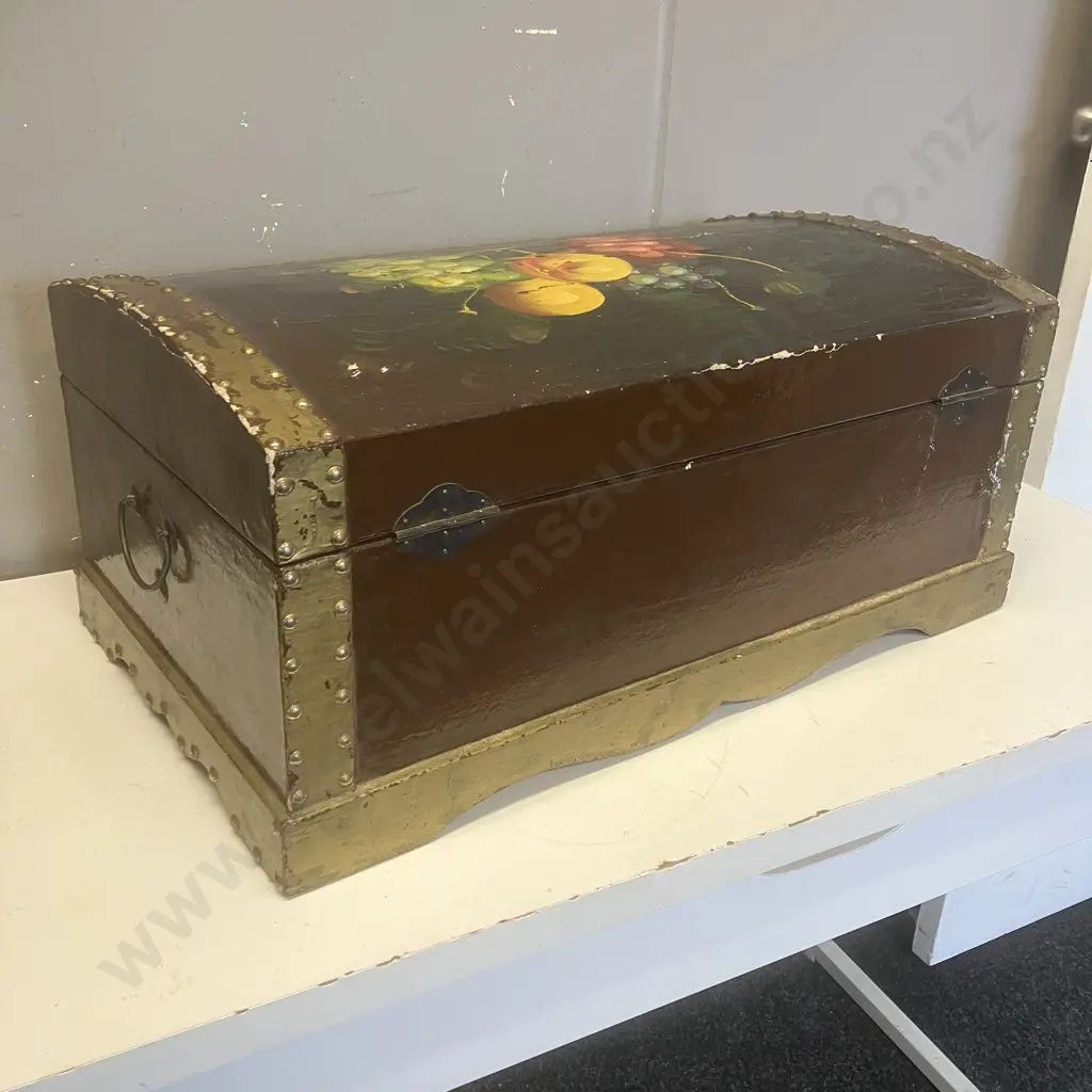 19th Century, French, Hand Painted In Fruit Wooden Box With Metal Detailing, H27 W62 D35cm Image 1++