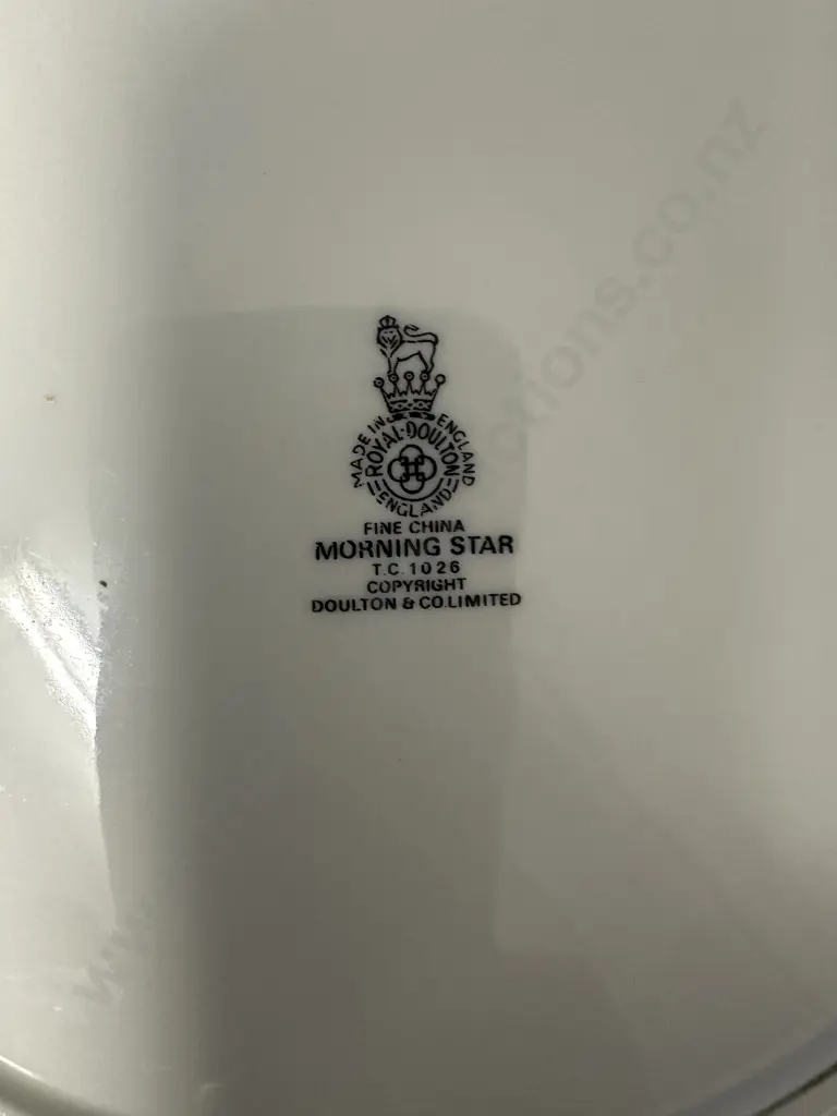 Royal Doulton 'Morning Star' Dinnerware #1026 Image 1++