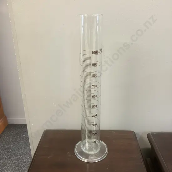 Vintage E-Mil Gold Line UK 1000ml Borosilicate Glass Graduated Cylinder With Pouring Lip