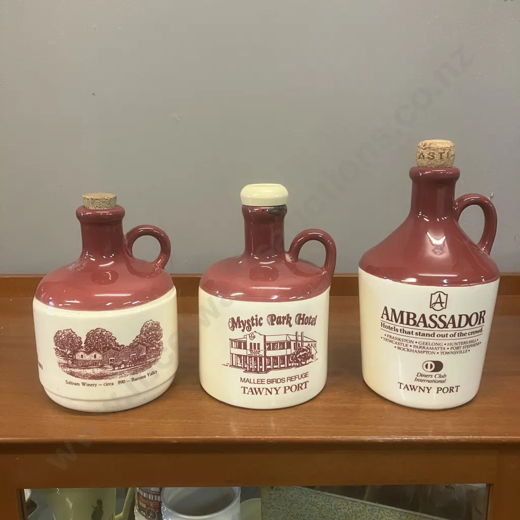 Marlee Birds Refuge, Saltram & Diners Club Ambassador Port Stoneware Jugs Image 1++