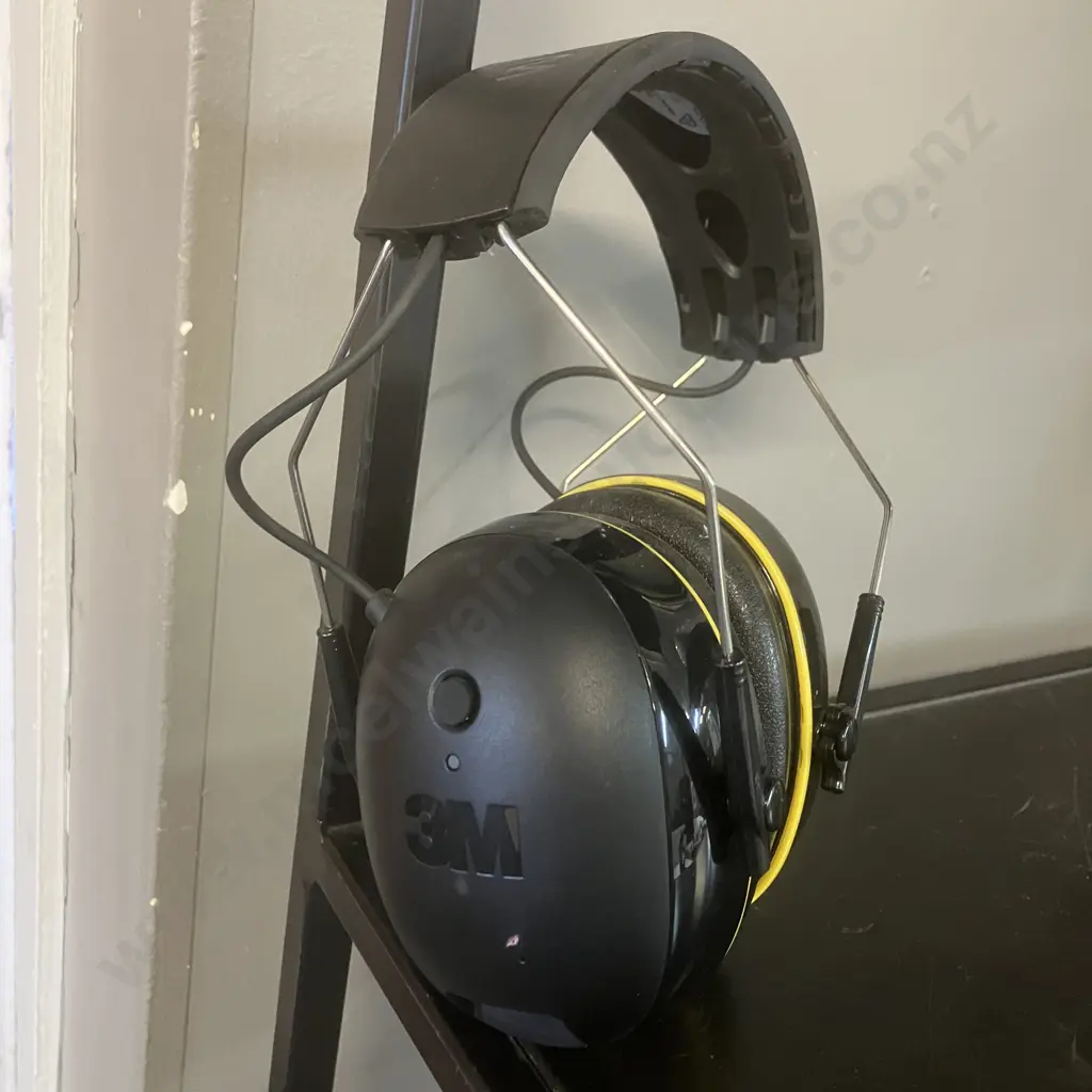 3M WorkTunes Connect Wireless Hearing Protectors Image 1++