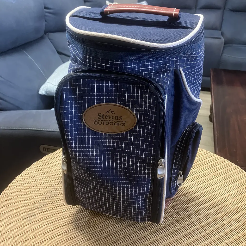 Stevens Outdoors Chiller Bag, Plastic Wine Glasses, Opener Etc Image 1++