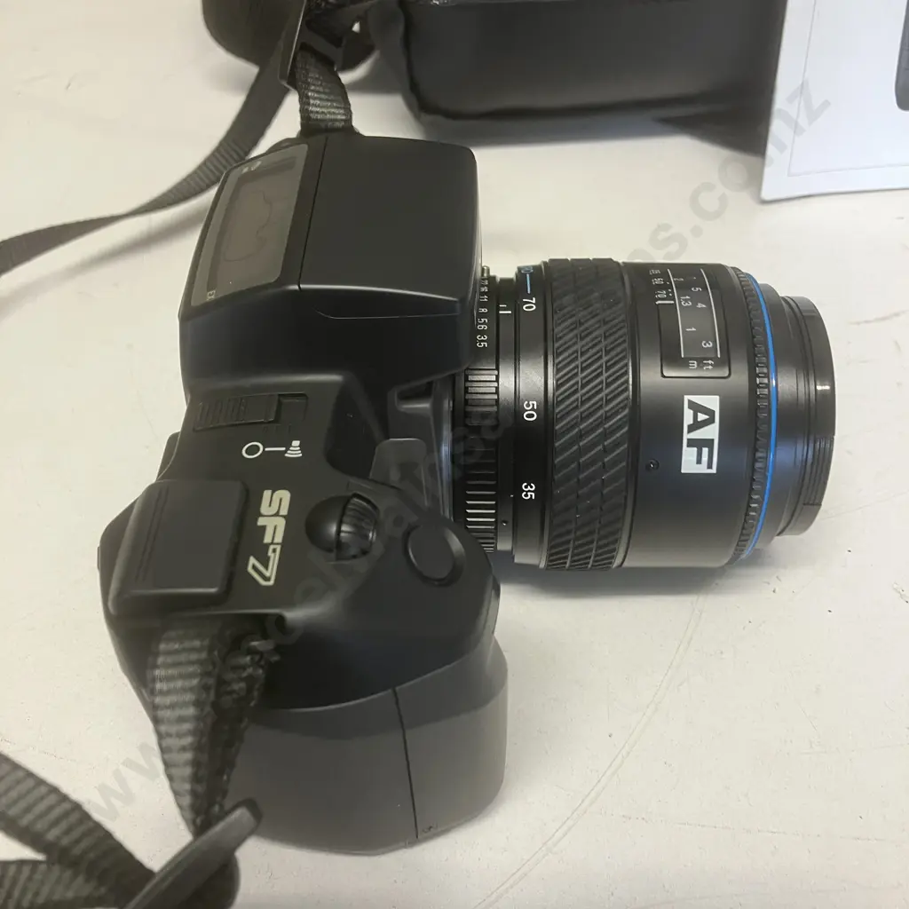 Pentax SF7 Film Camera, Tokina AF 35-70mm 1:3.5-4.6. 52 Japan With Manual and Bag Image 1++