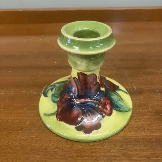 Moorcroft Pottery Hibiscus Pattern Squat Candlestick With Queen Mary Label. 8.5cm