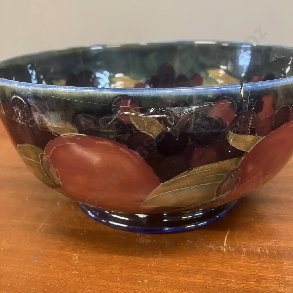 William Moorcroft Pomegranate Large Footed Bowl c.1930 (Damaged) 10 x 21.5cm Image 1++