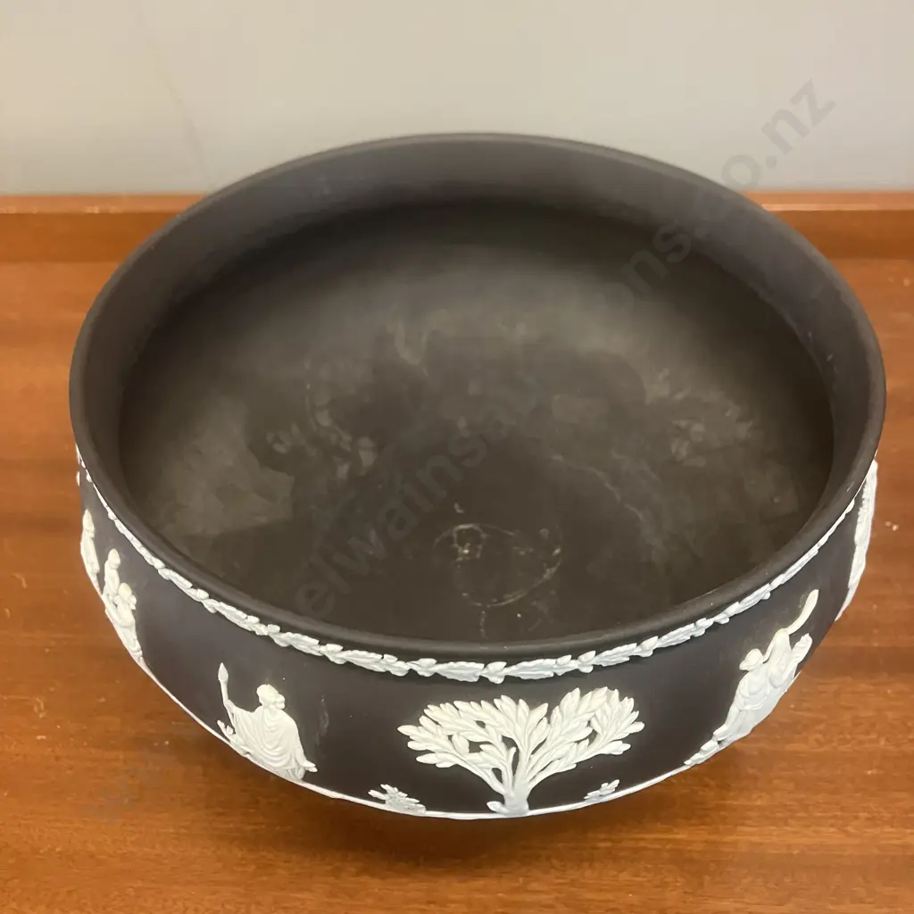 Wedgwood Black Jasperware Pedestal Bowl, Neoclassical Scenes - Made In England.13 x 21cm Image 1++