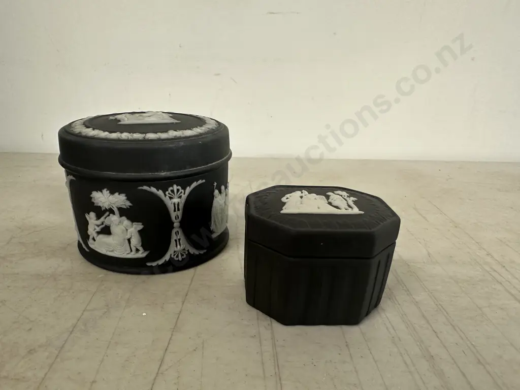 Wedgwood Black Jasperware Octagonal & Round Trinket Dishes Image 1++