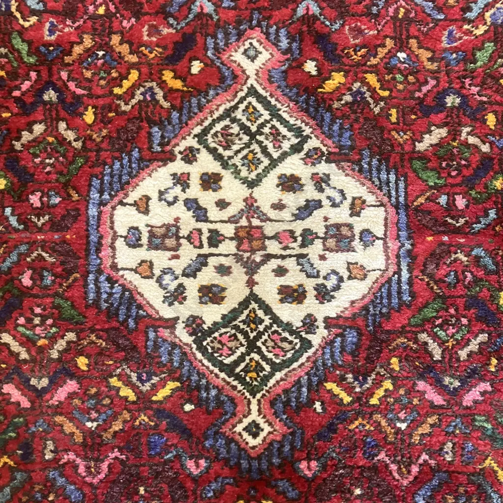 Persian Floor Rug (Tasselled One End) 150 x 103cm Image 1++