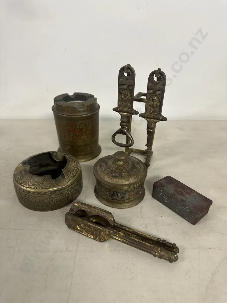 Selection Of Brass Items Etc Including Vintage Match Box Image 1++