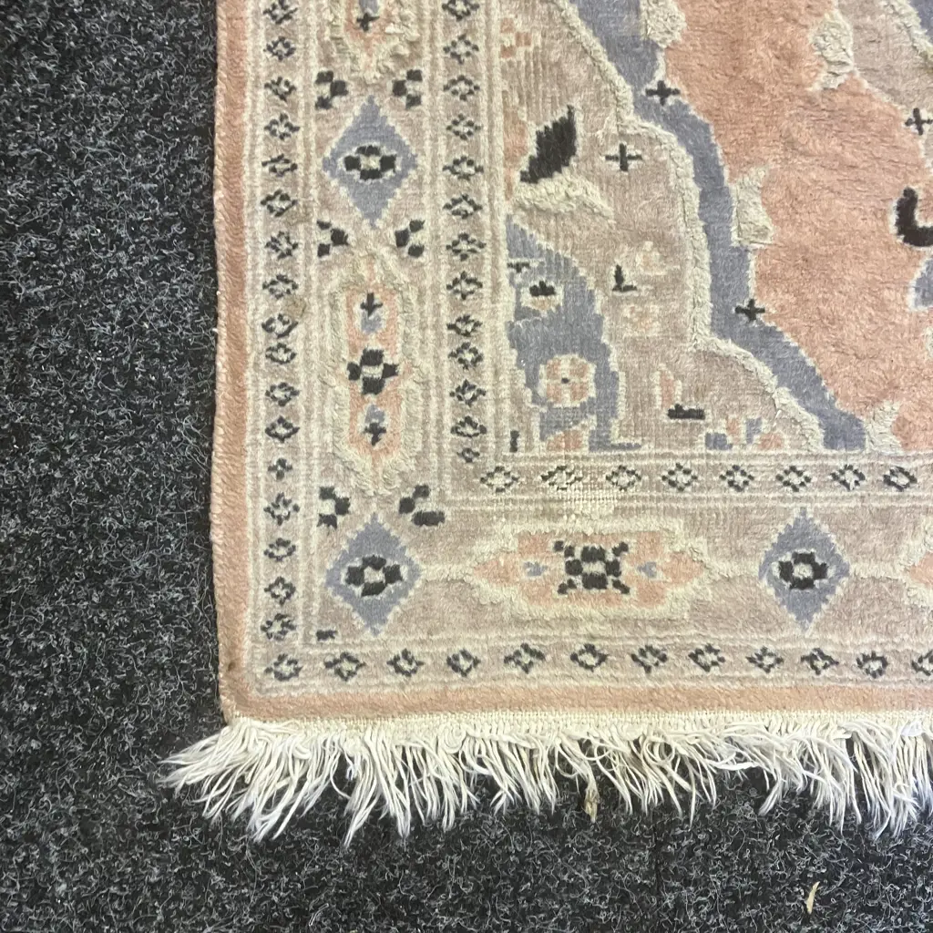 Bokhara Pakistan Pure Wool Rug - Pinks & Blues 101 x 62cm Image 1++