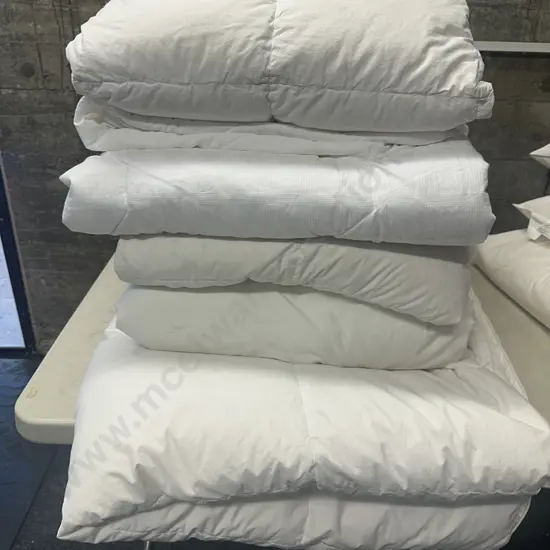 Assorted Single Bed Linen Including Jonelle Inners, Mattress Protector Etc