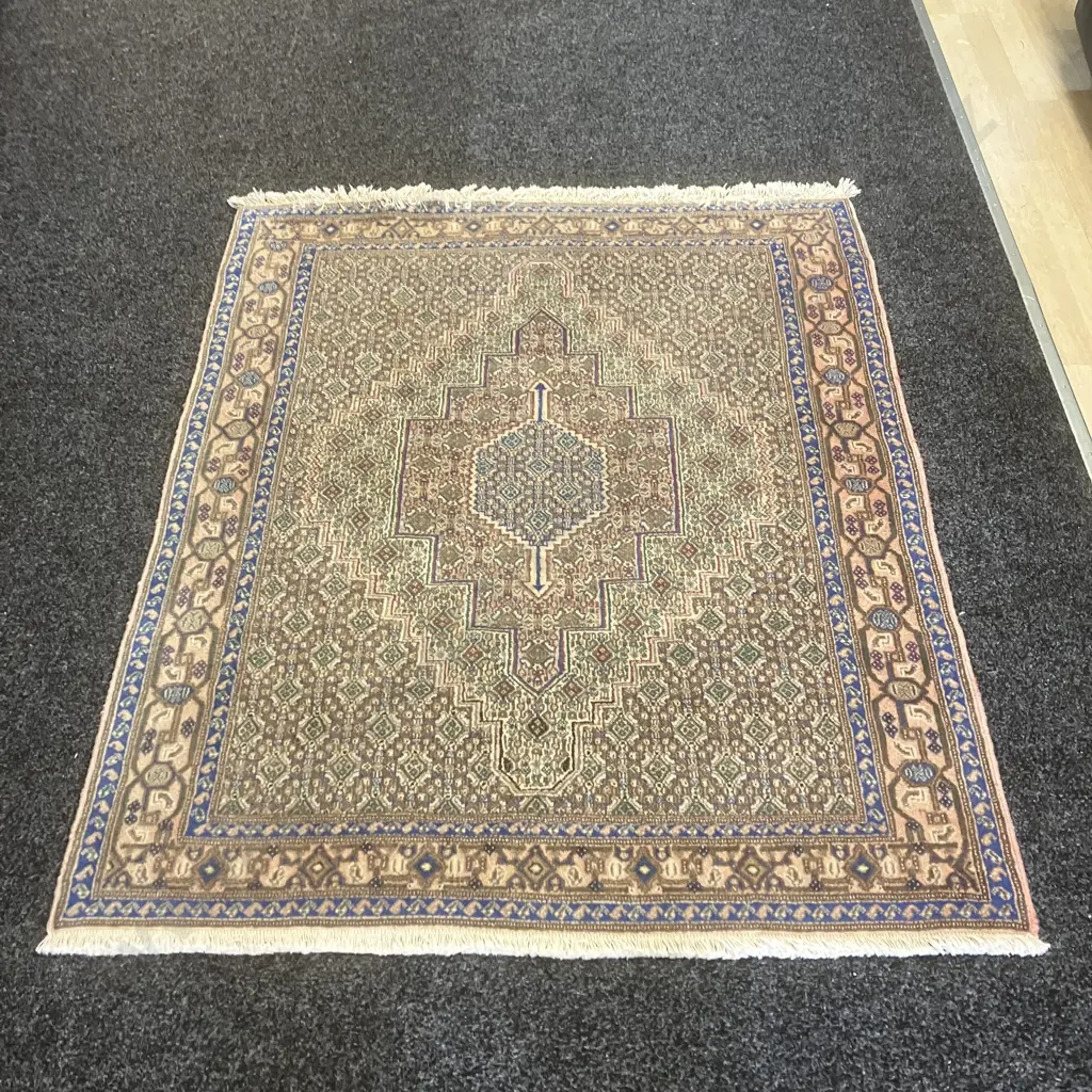 Persian Rug - Pastels, Blues & Greens 152 x 124cm Image 1++