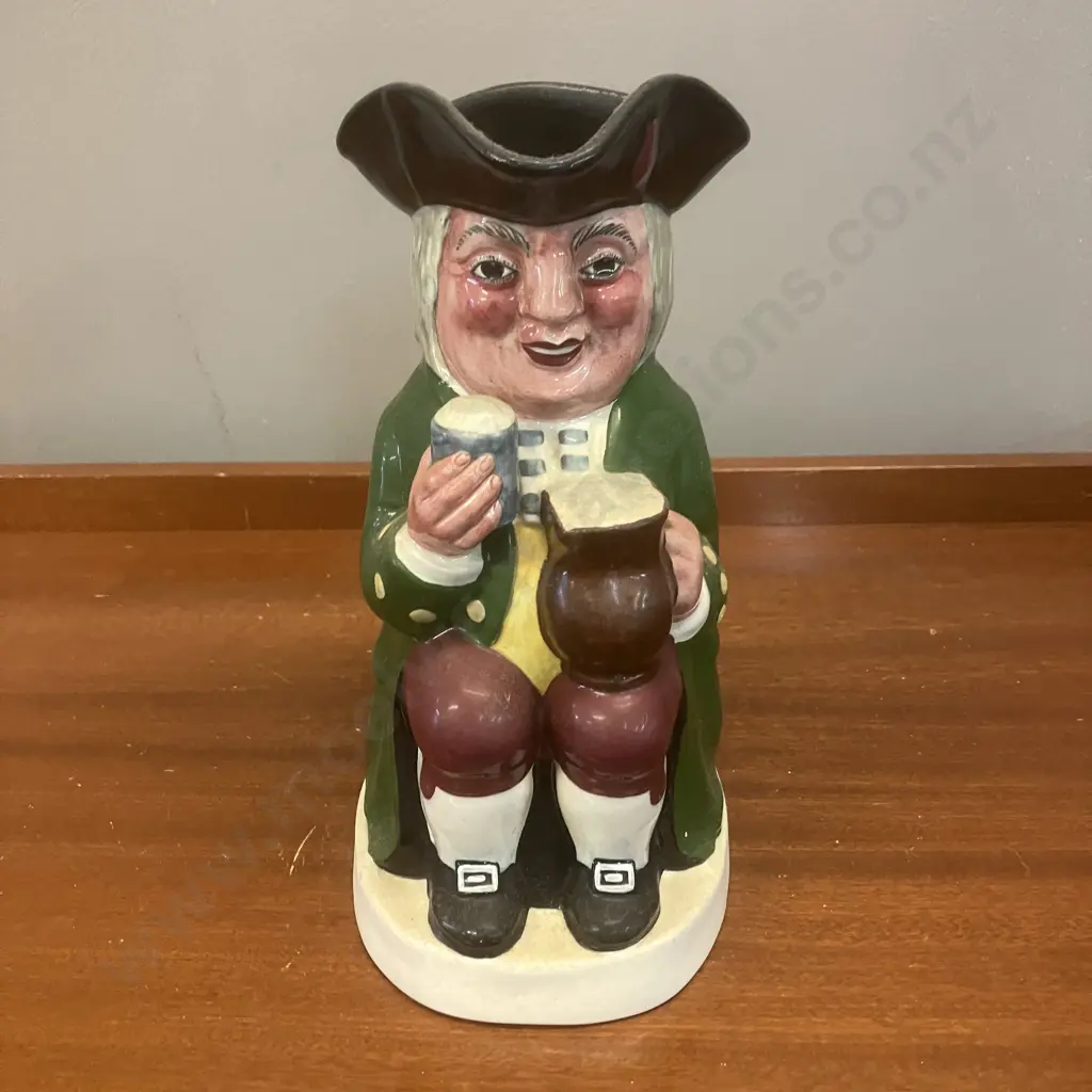 A Crown Devon Fielding's Musical Toby Made In England - Working. H22cm Image 1++