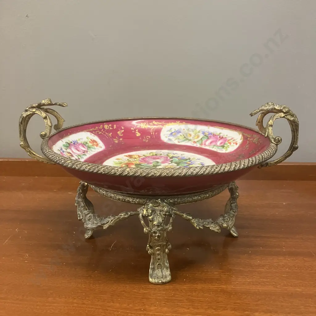Gilt Bronze-Mounted Sevres-style Porcelain Fruit Bowl / Centerpiece, Marked With Blue Sevres-style Double "L".15 x 30cm Image 1++