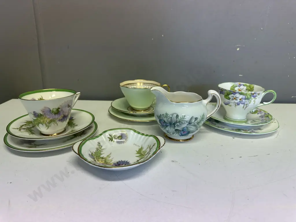 Selection Of China Items Including Paragon, Royal Doulton Etc Image 1++