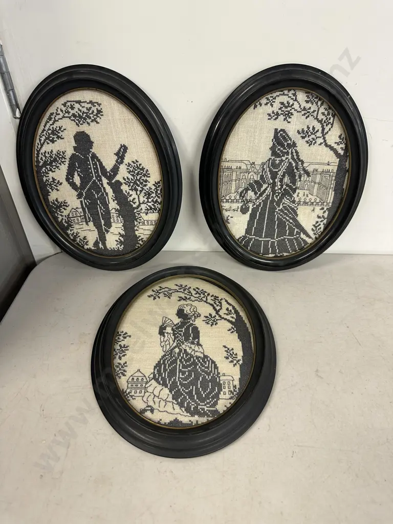 Vintage Framed Needle Work Artwork H29,W23cm. Image 1++