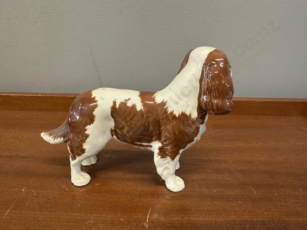 Vintage Beswick Cavalier King Charles Spaniel Blenheim Dog Figurine Brown & White #2017B Image 1++