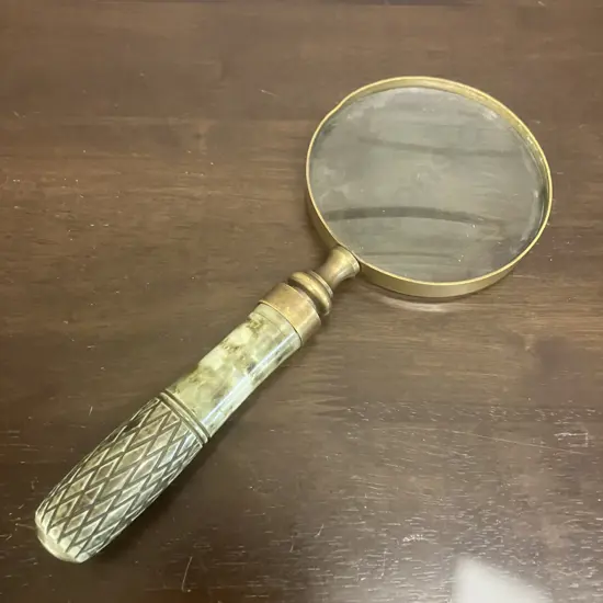 Brass Magnifying Glass. L24.5cm