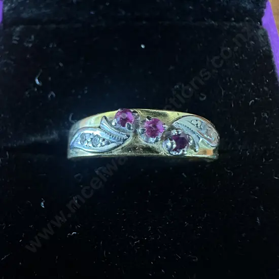 Stamped 18ct Gold Ruby & Diamond Ring