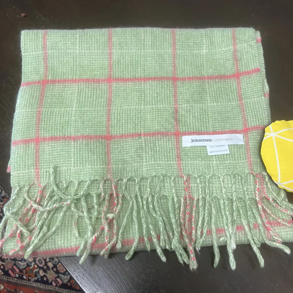 Johnsons (Scotland) Cashmere Scarf, Lily Bloom Handbag, Kiwi Wheatbags Wheatbag Image 1++