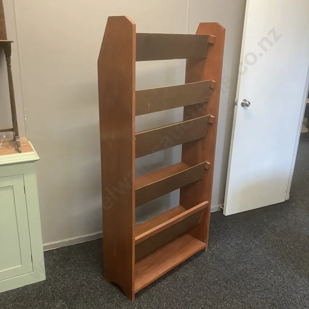 Pine Open Backed Bookcase With 5 Sloping Shelves. H167.5 W79 D29cm Image 1++