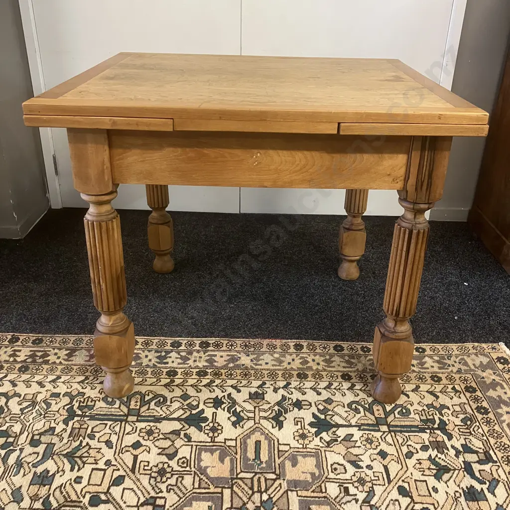 Antique Oak Draw Leaf Extension Dining Table. H76 W90 / 148 D83cm Image 1++