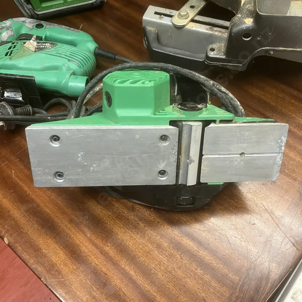 Hitachi Koki 82mm 580W Electric Planer P20ST & Hitachi Koki 65mm Jigsaw FCJ65V3 Image 1++