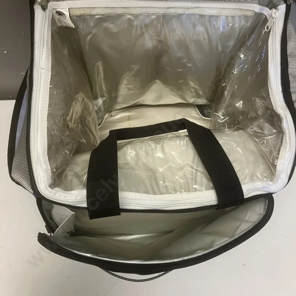 Insulated Rolling Travel Cooler With Cup Holders Image 1++