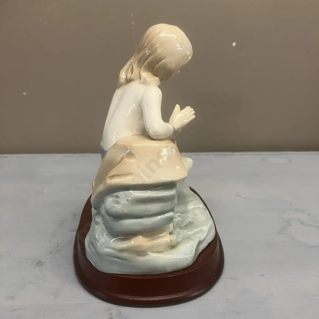 Vintage Ceramic Porcelain Figurine "Girl With a Kitten & Bird" 16.5  17cm on Wooden Base Image 1++