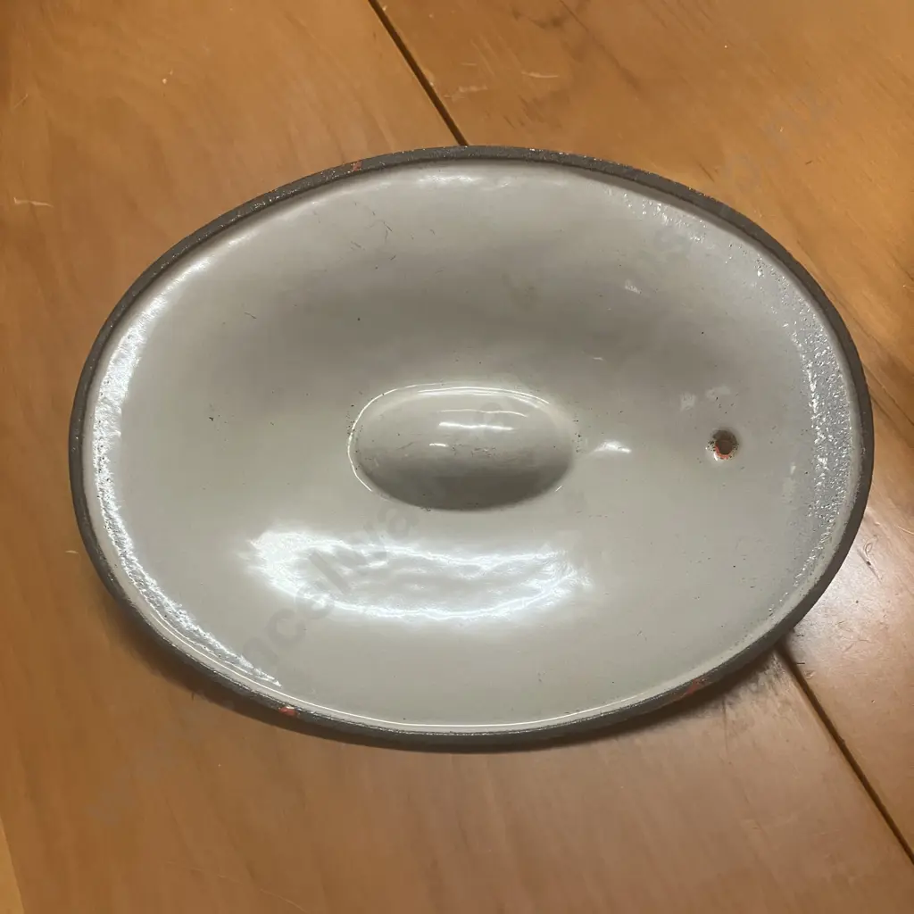 Vintage 'Le Creuset / Cousances' Style Enamelled Cast Iron Lidded Oval Dutch Oven, Flame Orange Color (No Maker) Image 1++