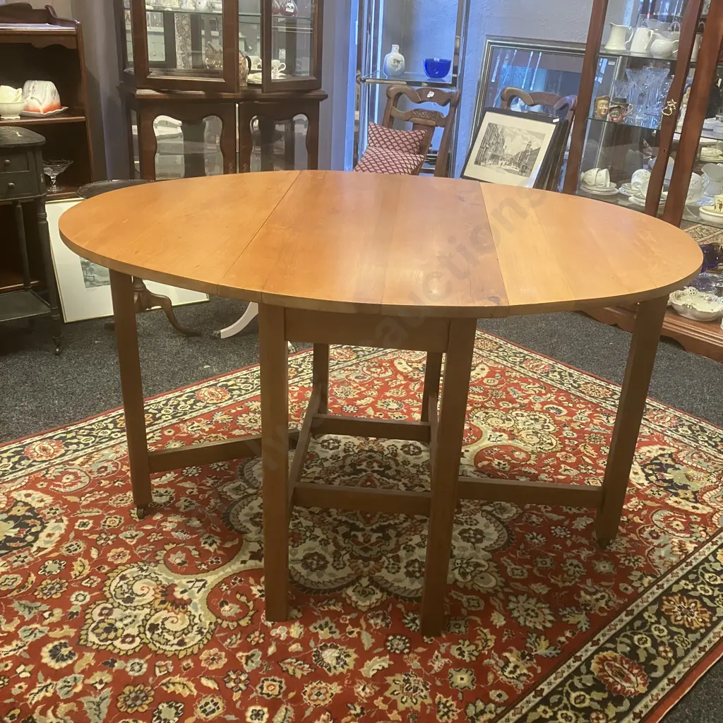 Kauri Gate Leg Oval Table. H76 W133 D98.5cm Image 1++