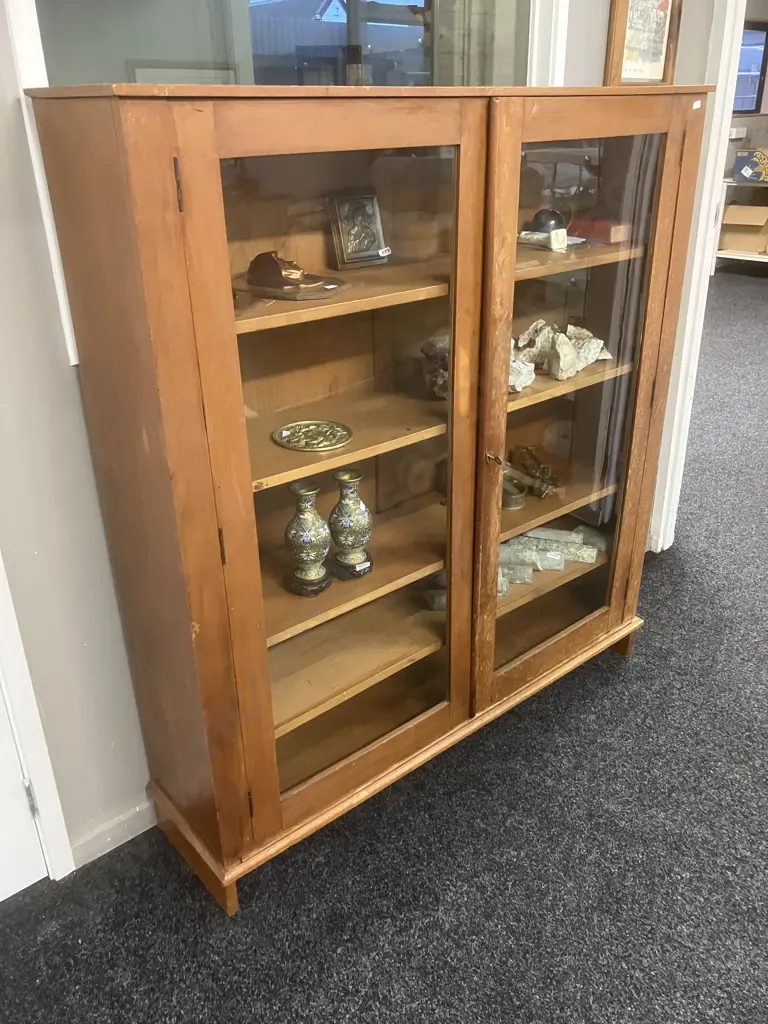 Antique Glazed Double Door Display Cabinet With Key. H141 W129 D32cm Image 1++