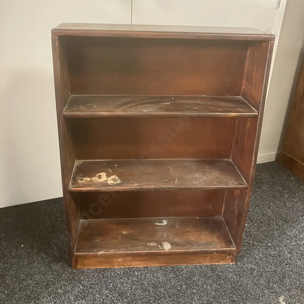 Vintage 3 Shelf Bookcase. H93 W68 D18 - 23cm Image 1++