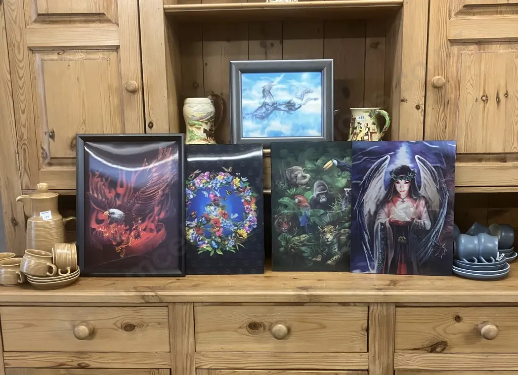 Lot of Five 3D Lenticular Pictures Image 1++