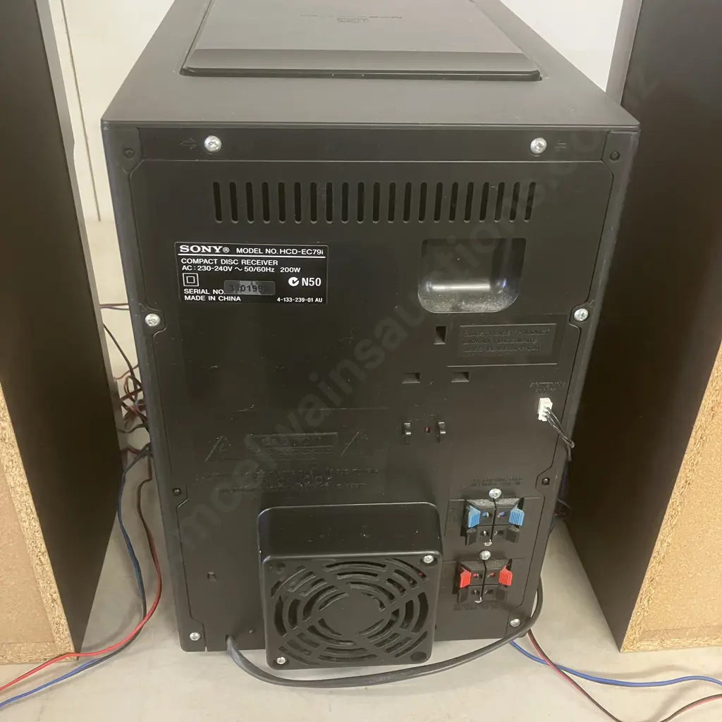 Sony Mini Hi-Fi Component System Model MHC-EC79i Image 1++