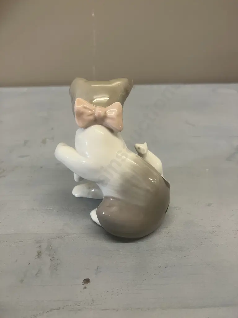 Lladro Figurine "Cat And Mouse" Porcelain Figurine #5236, Issued 1984. H8cm Image 1++