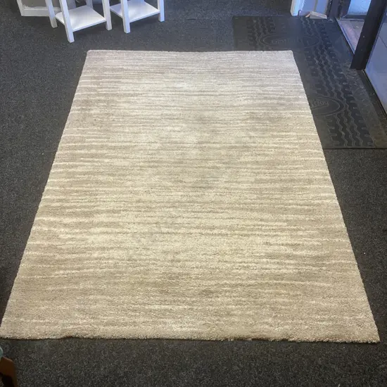 'Plaza' Beige Cream Soft & Woolly Floor Rug Made In Belgium. 160 x 230cm